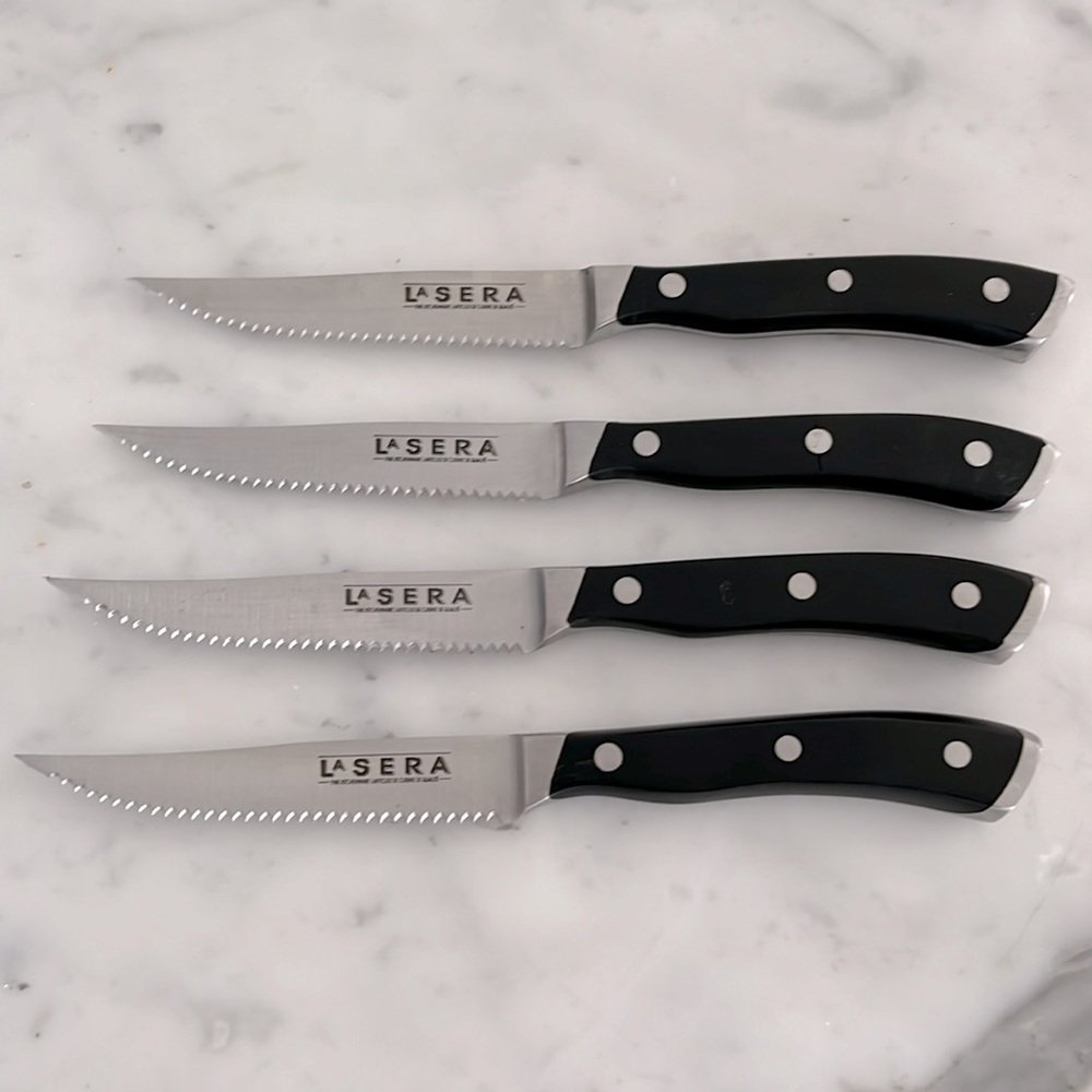 ANTHROPOLOGIE HOME - LA SERA Serrated Steak Knives - Set of 4. Brand New.